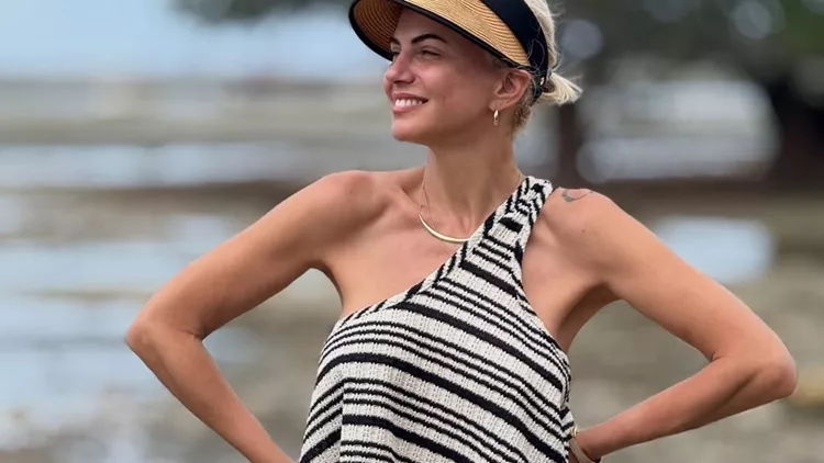 Χριστίνα Κοντοβά (κεντρική)