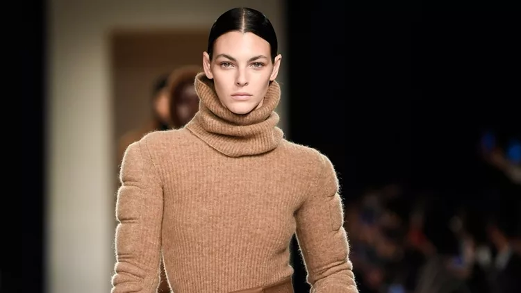 Οι fashion approved τρόποι για να εντάξεις το ζιβάγκο στο χειμερινό στιλ σου