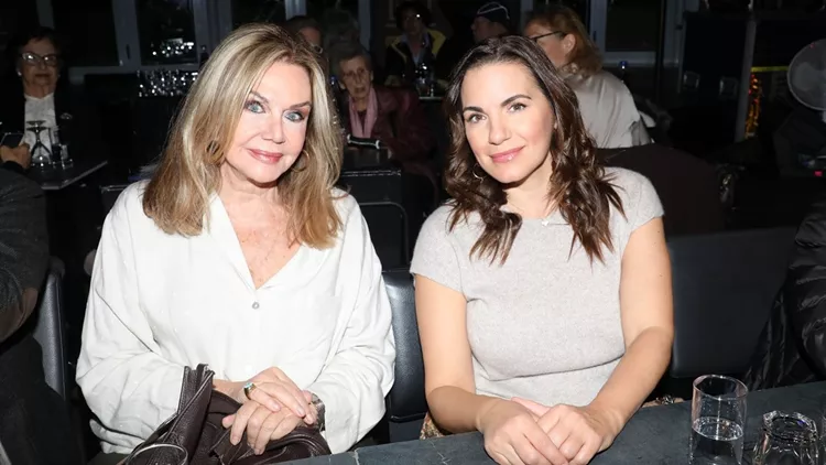 Όλγα Κεφαλογιάννη Αγάπη Πολίτη (κεντρική)