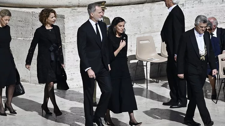 πάπας