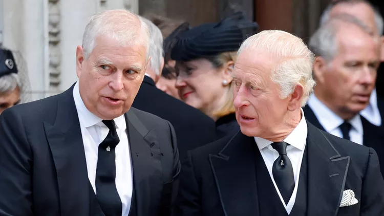 Πρίγκιπας Andrew και βασιλιάς Κάρολος
