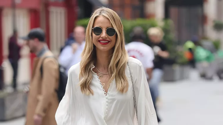 5 κομμάτια σε λευκό που μπορείς να φοράς όλο τον χρόνο