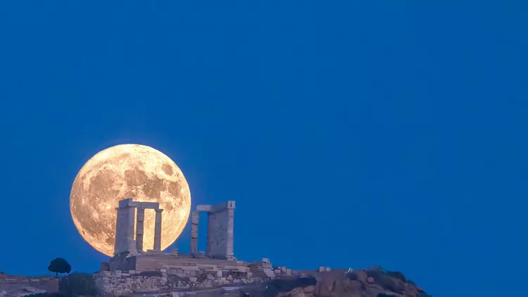 πανσεληνος αυγουστου