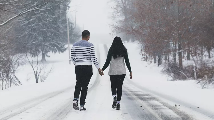 WInter couple