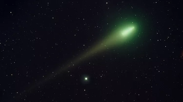 Πλησιάζει τη Γη κομήτης που είχε να εμφανιστεί 50.000 χρόνια