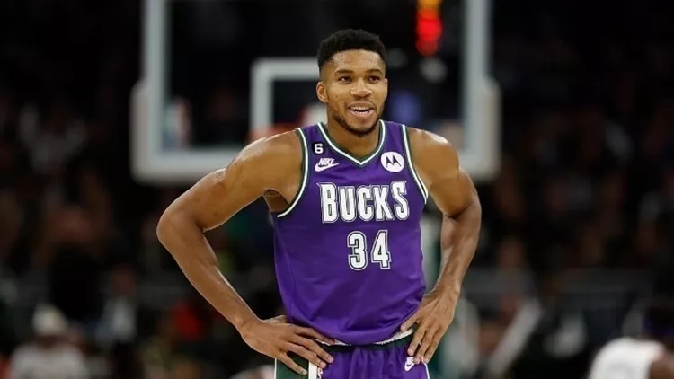 Αντετοκούνμπο