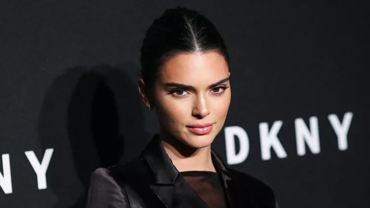 Kendall Jenner | Πώς θα αναδημιουργήσεις τις εμφανίσεις της από το off-duty στιλ της