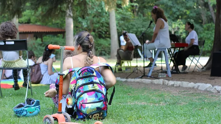 Για τα παιδιά στο Δήμο Αθηναίων