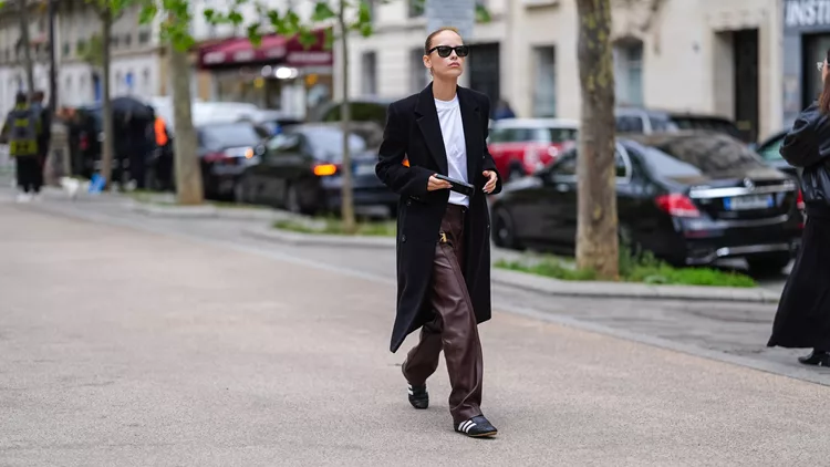 Τα 6 sneakers που φοράνε τώρα οι πιο 'ψαγμένες' fashionistas