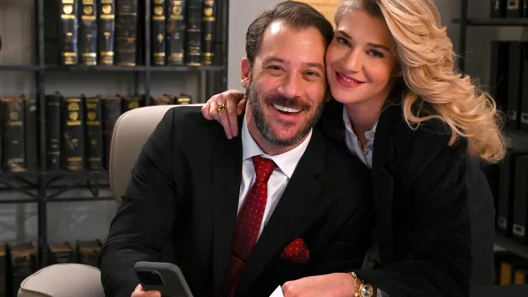 Αντίνοος Αλμπάνης - Τζένη Θεωνά