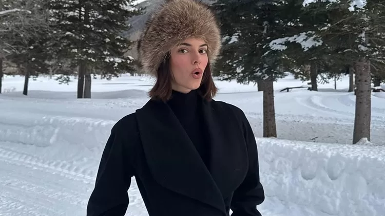 Μαλλιά τον χειμώνα | Τα 5 χτενίσματα που μπορείς να κάνεις με το σκουφί σου