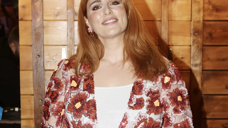 Εβελίνα Νικόλιζα (κεντρική)