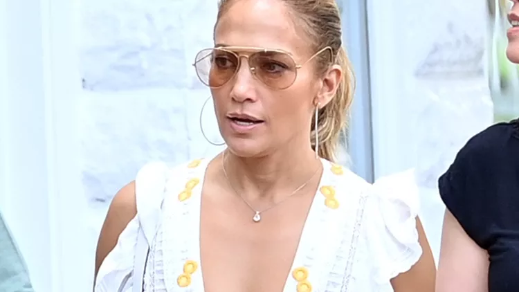 Jennifer Lopez φόρεμα διακοπές