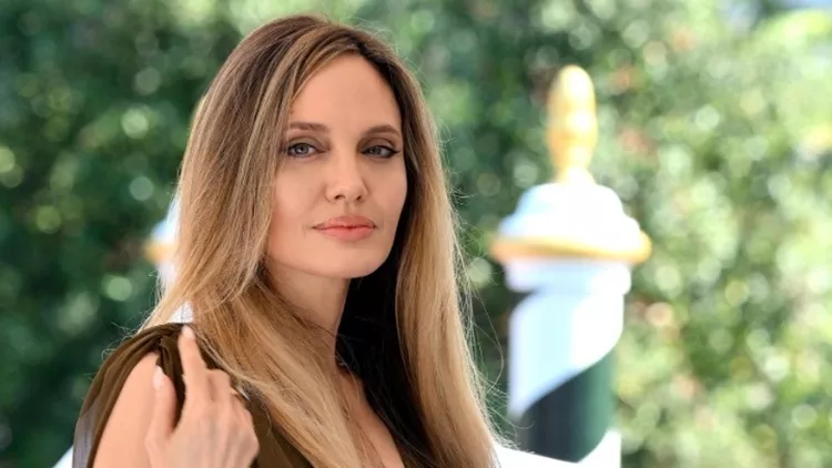 JOLIE
