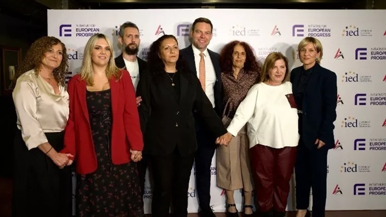 γυναικοκτονια