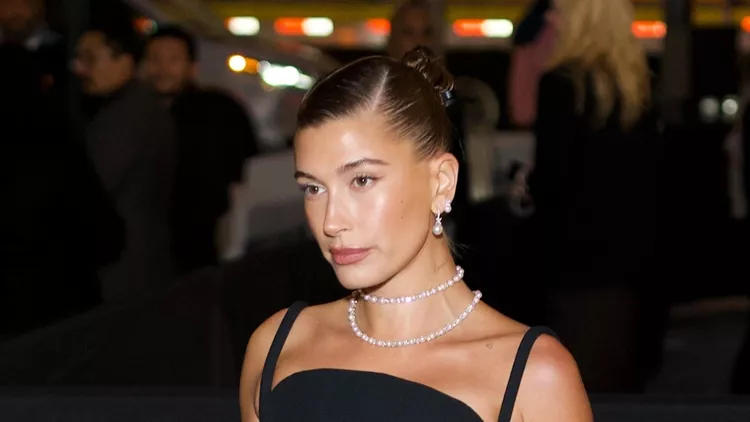 Hailey Bieber