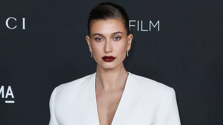 Hailey Bieber