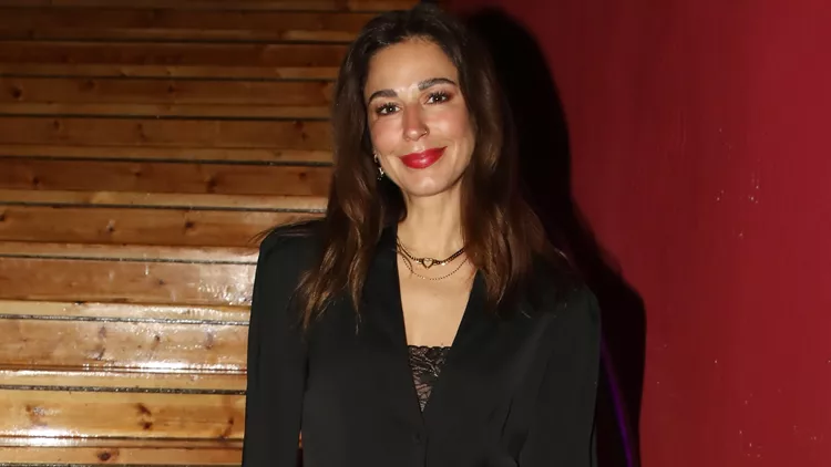 Κατερίνα Παπουτσάκη (κεντρική)