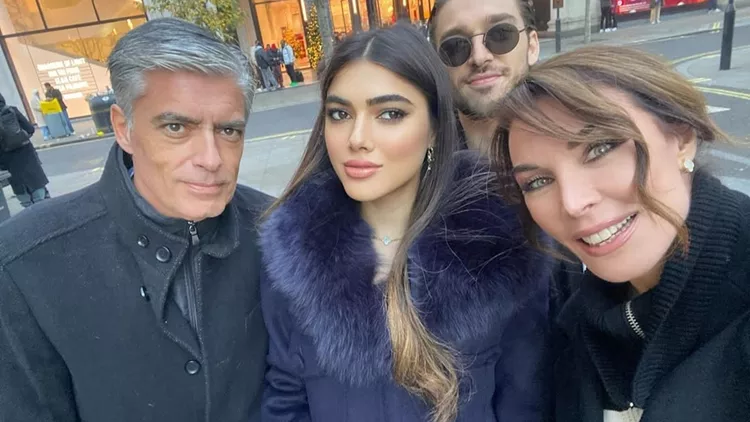 Νίκος Ευαγγελάτος - Τατιάνα Στεφανίδου