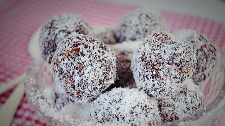 swedish-chocolate-balls-coconut-balls-recipe-simple-easy-oat-cacao-cf83cf85cebdcf84ceb1ceb3ceae-cf83cebfcf85ceb4ceb9cebaceac-cf84cf81cebfcf86ceacceba2