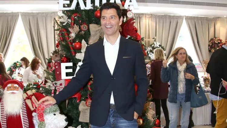 Σάκης Ρουβάς