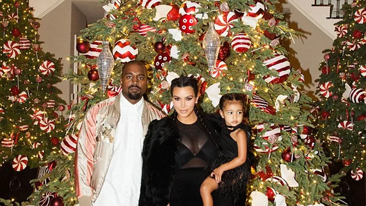 kardashian-xmas4