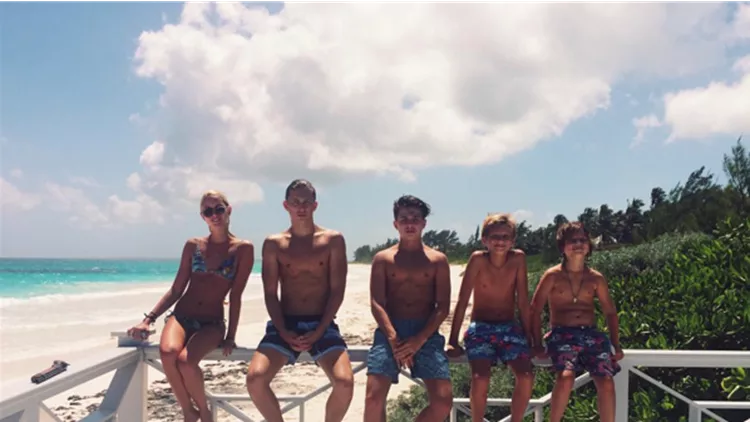 Screenshot at Apr 09 13-43-13