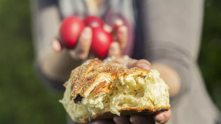 Bulgarian Easter bread in hands