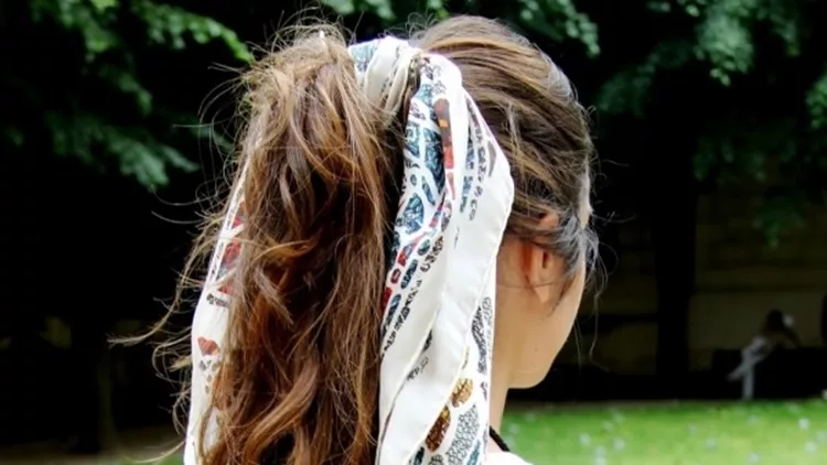 scarf-in-hair-1