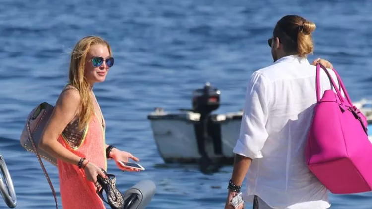 1188_LINDSAY_LOHAN_DENNIS_PAPAGEORGIOY_692016