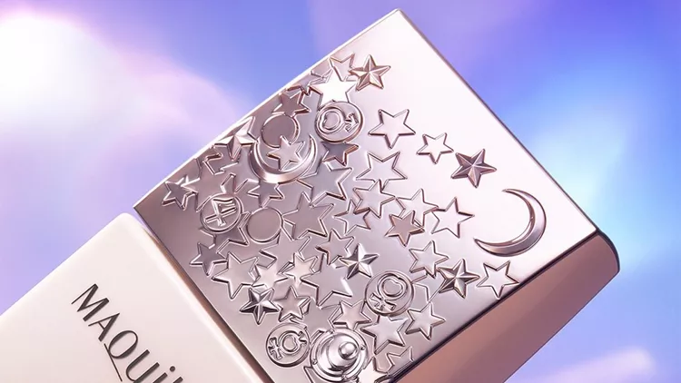 The Dramatic Skin Sensor Base UV