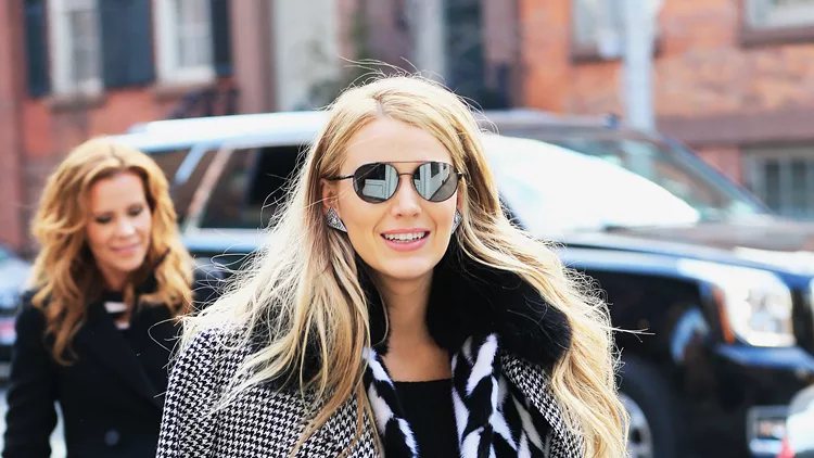 Blake Lively stops at the Christian Louboutin store in Downtown