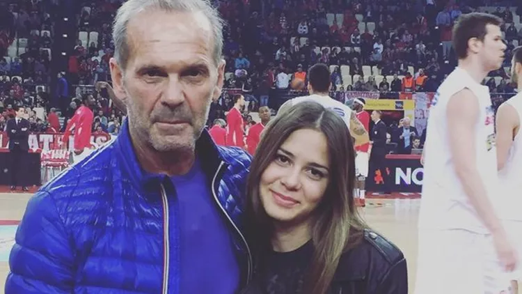 Αλεξάνδρα Κωστοπούλου