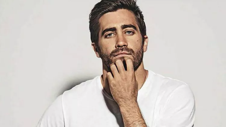 Jake-Gyllenhaal-GQ-Australia-November-2013-04