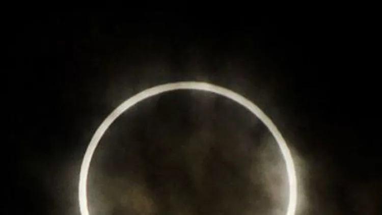 26729-eclipse-moon