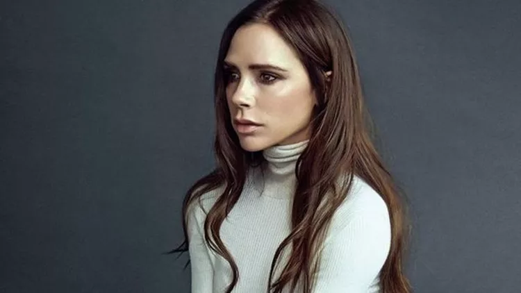 Victoria-Beckham-Vogue-Korea-July-2016-Cover-Photos06