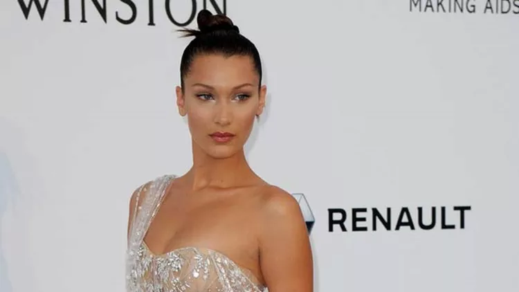 Bella Hadid arrives at the amfAR Gala Cannes 2017