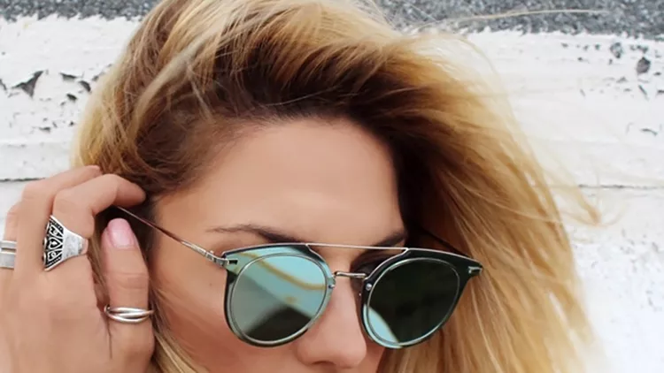 Manto Gasteratou in VEDI VERO VJ621 (Copy)