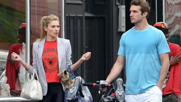 Jessica Hart and Stavros Niarchos go for a walk in New York
