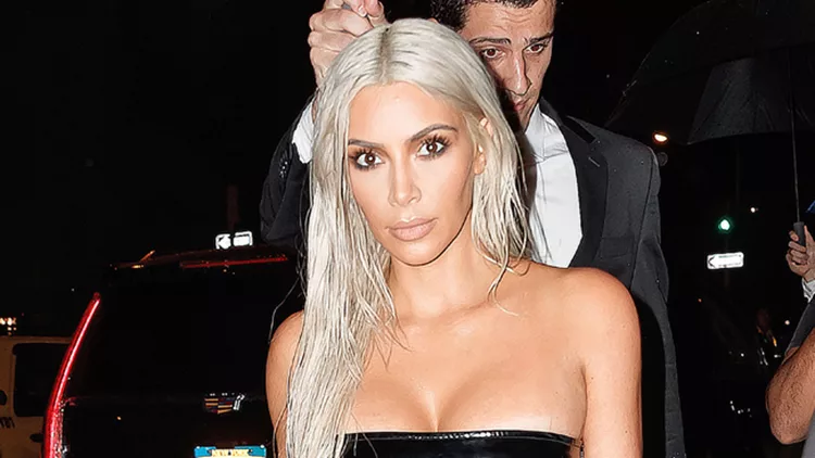 Kim Kardashian arrives at Tom Ford show in New York