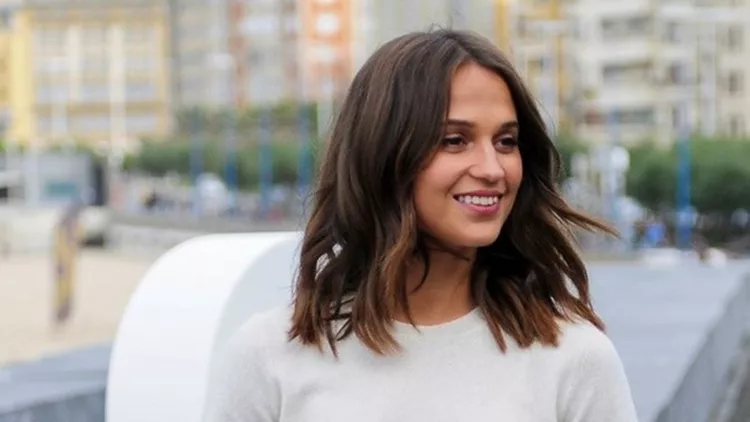 Alicia Vikander