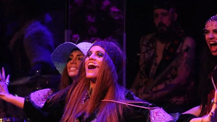 «HAIR» Μαίρη Συνατσάκη