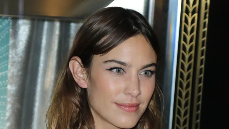 Alexa Chung unveils the Tiffany &amp; Co 2017 Christmas windows in London