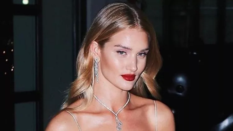 Rosie Huntington – Whiteley