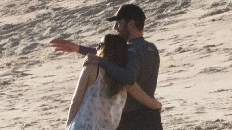 Dakota Johnson Chris Martin
