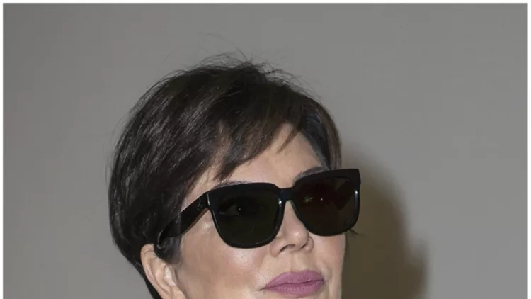 Kris Jenner | Έγινε (και αυτή) πλατινέ-ξανθιά!