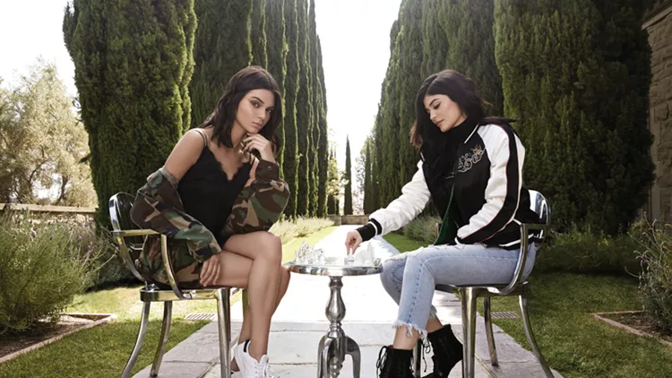 Kendall + Kylie for F21_Hero