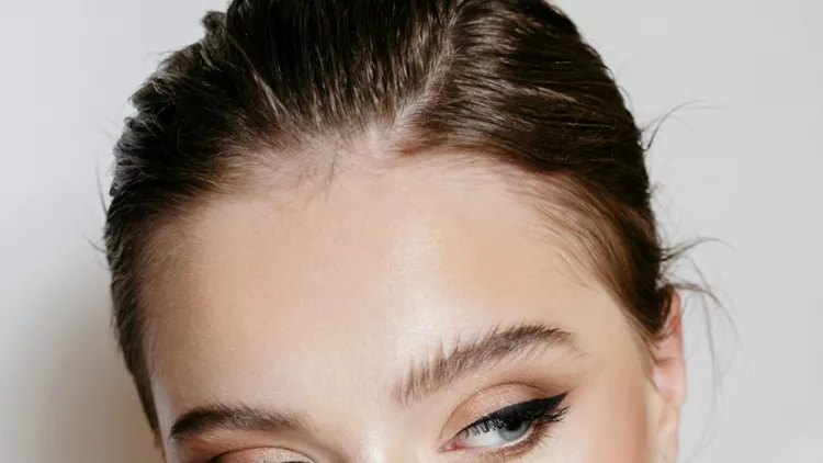 5 νέοι πρωτότυποι τρόποι να φορέσεις το eyeliner - όπως τους είδαμε στο Instagram