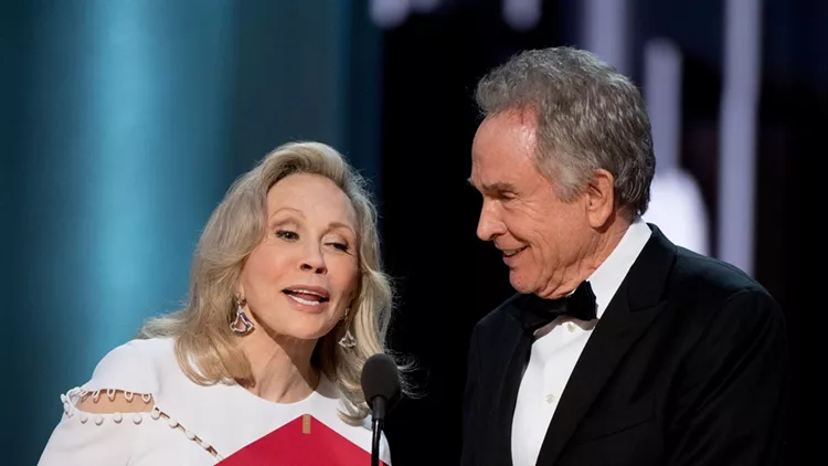 Faye Dunaway and Warren Beatty