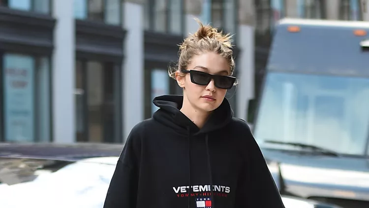 gigi-hadid-slide-11684325